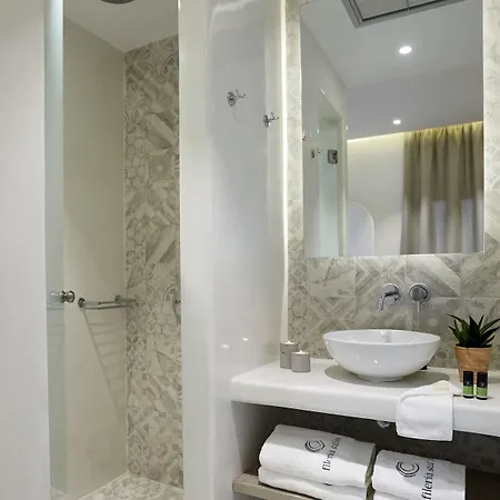 Fileria Hotel Oia